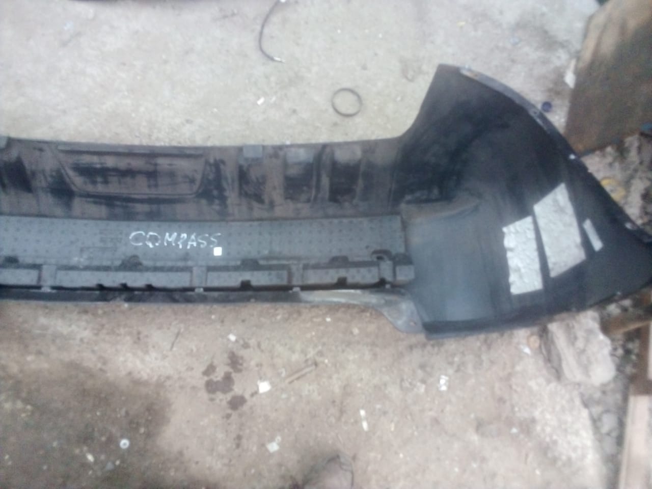 PARACHOQUES POSTERIOR NEGRO JEEP COMPASS 2007 AL 2010